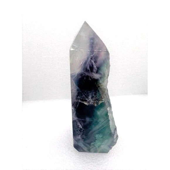 Beautiful Fluorite Point with Raw Edge - Picture 1 of 9